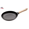 Poêle En Fonte Noir 26 Cm Manche Bois Staub 8